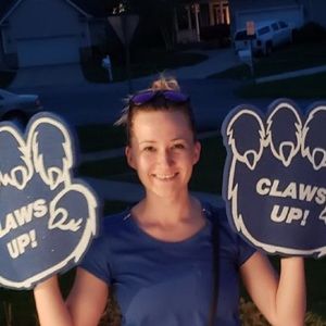 Meet your Posher, Ella